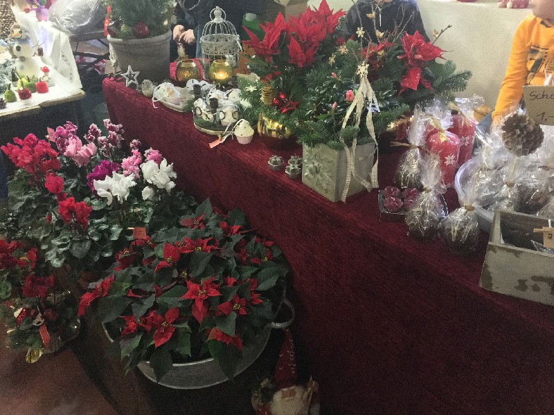 Scheunen-Advent: Blumen und Gestecke