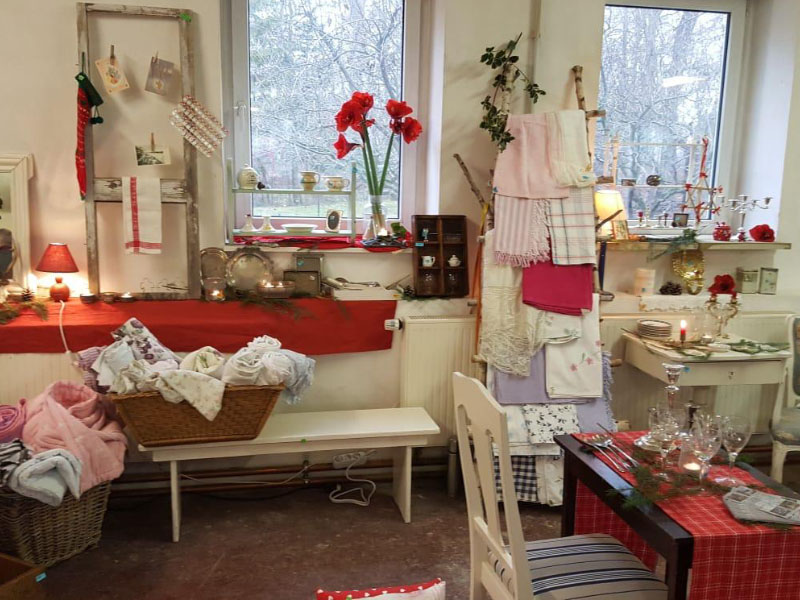 Scheunen-Advent: Blumen und Gestecke