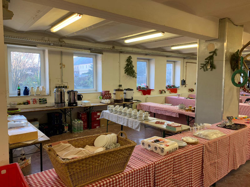 Scheunen-Advent: Kleiner Weihnachtsmarkt in der Schlossscheune